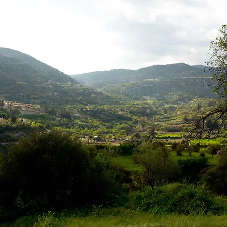 Сasa de vacaciones The Old Olive Mill House By Trulycyprus Dhoros